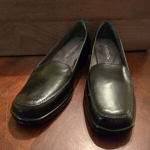 Aerosoles Slip-On Wedge Black Loafers